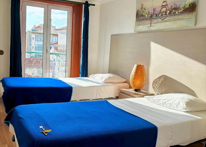 Room In Apartment - 3Lisbon Downtown Private Bedroom River View