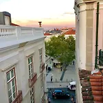 3Lisbon Downtown Private Bedroom River View